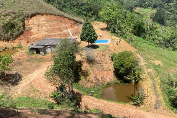 6 Há com casa, lagos, piscina apenas 5 km de Recreio - Santa Maria Jetibá ES